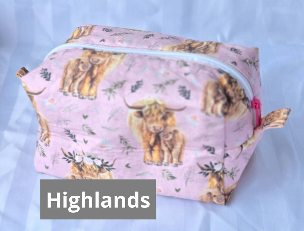 Large Boxy Pouch (makeup , markers, toiletries) image 4